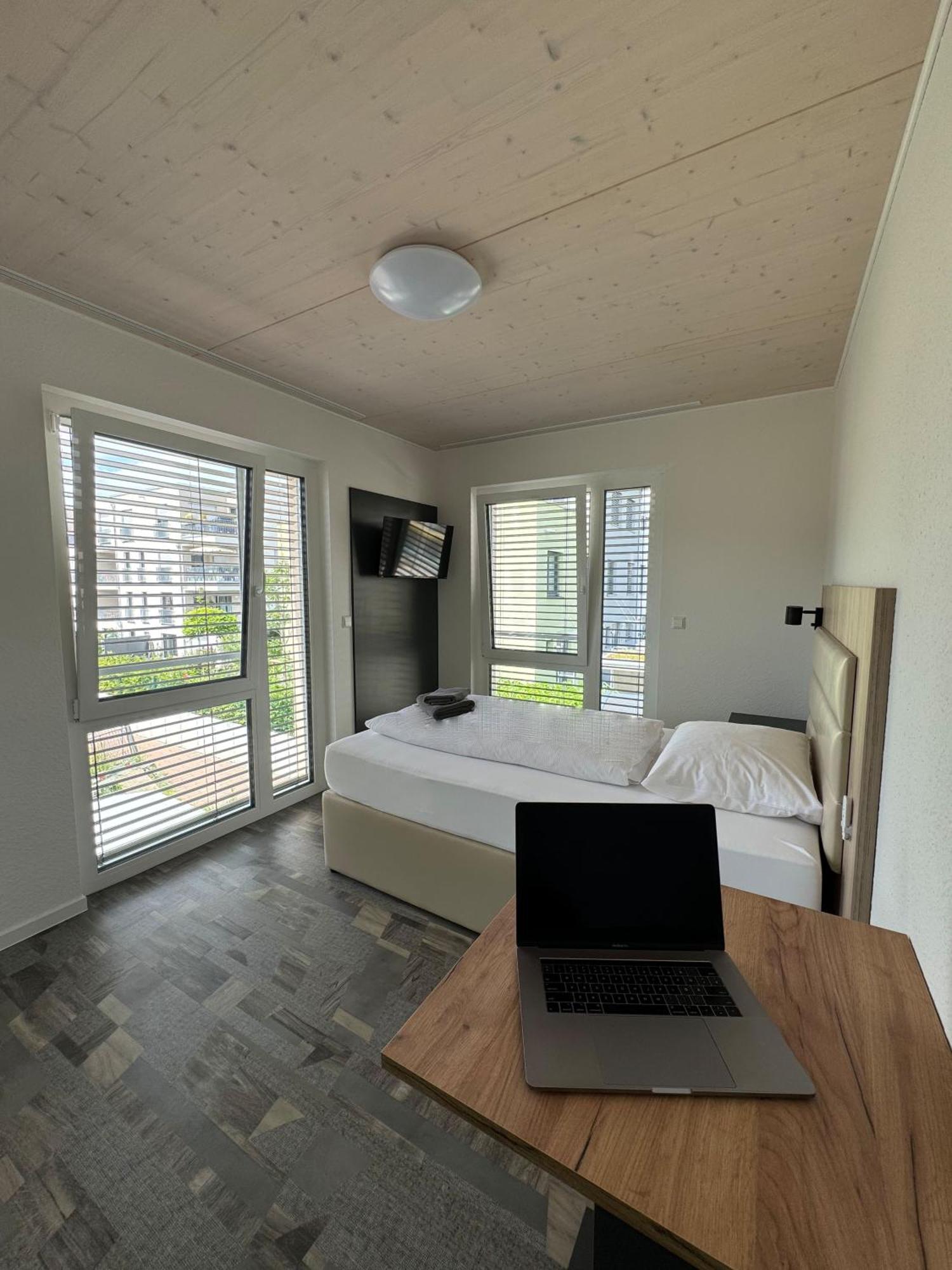 Hotel Lijo, Bei Basel Steinen  Екстериор снимка